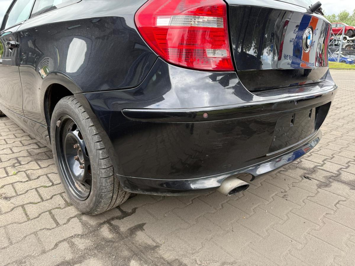 BMW 1er E81 original Stoßstange Stoßfänger hinten 475 Blacksaphire Facelift BJ07